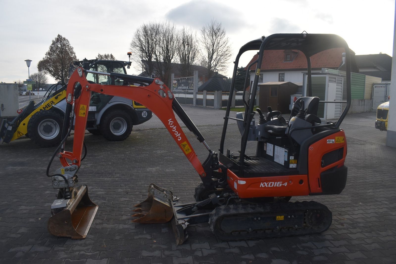 Kubota KX016-4 Canopy 2