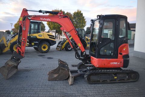 Kubota U36-4 mit Powertilt