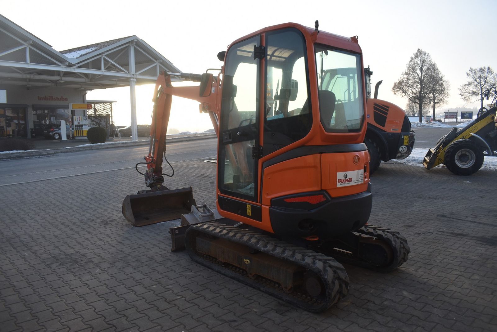 Kubota U27-4 3
