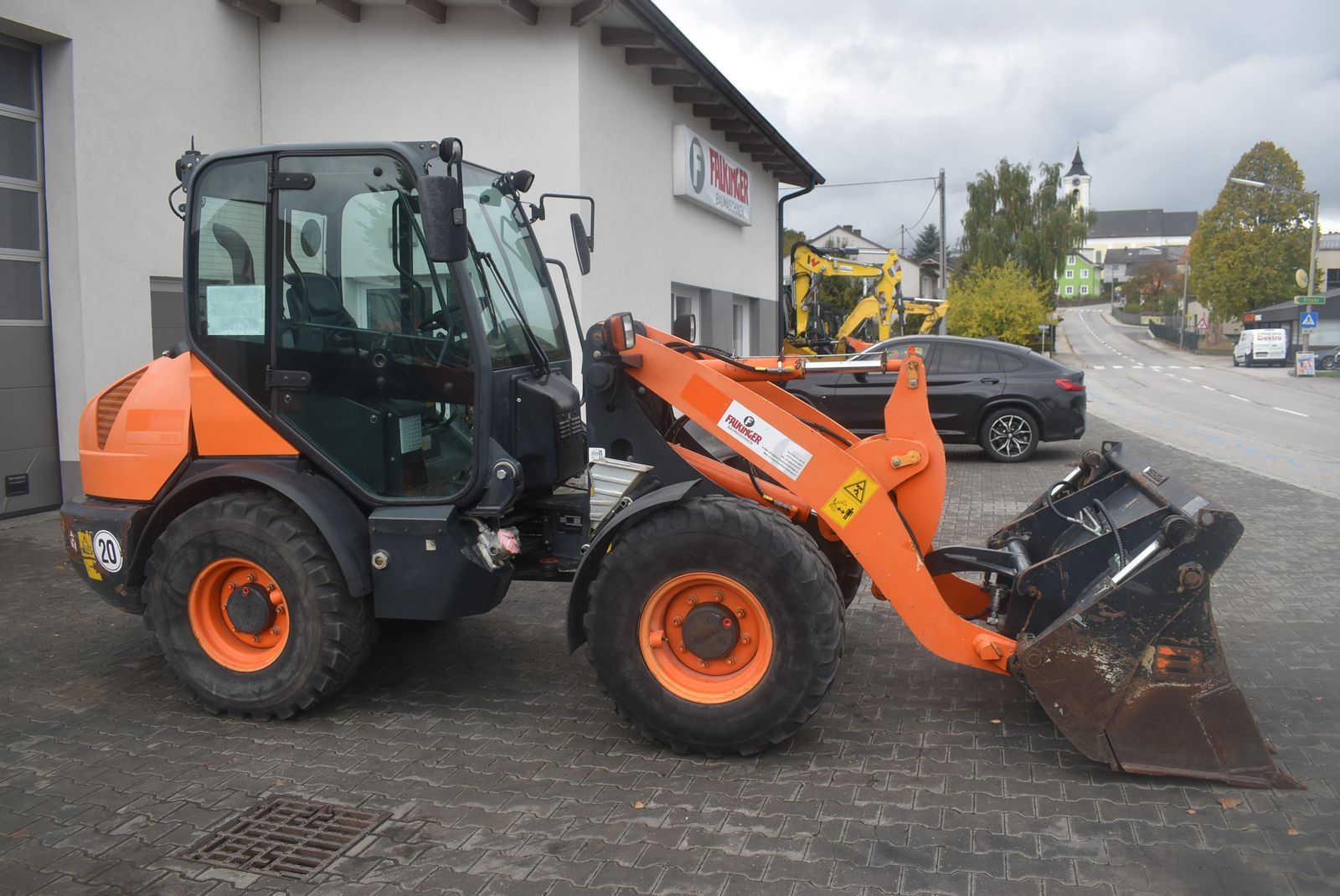 Komatsu WA70-7 2