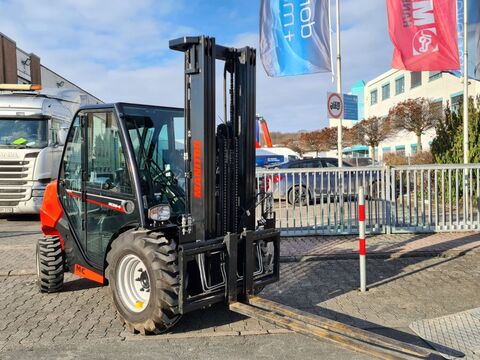 Manitou MC 30-4 ST3A S1