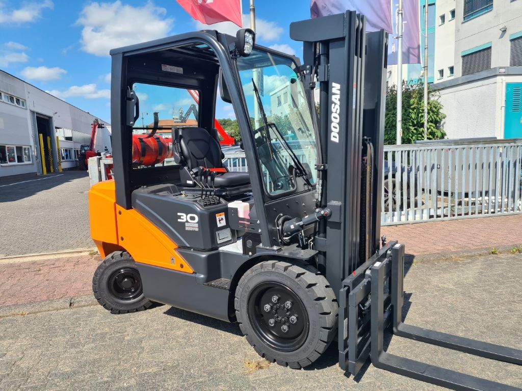 Doosan G30P-7 1