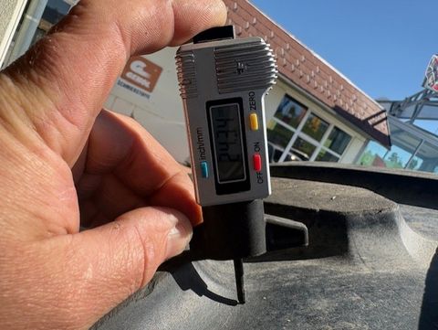 Michelin 650/65R42 M108