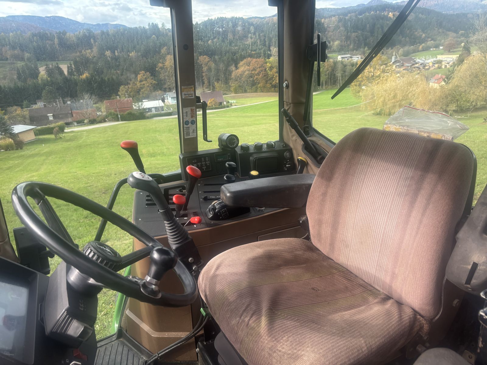 John Deere 6300 A De-Luxe 3