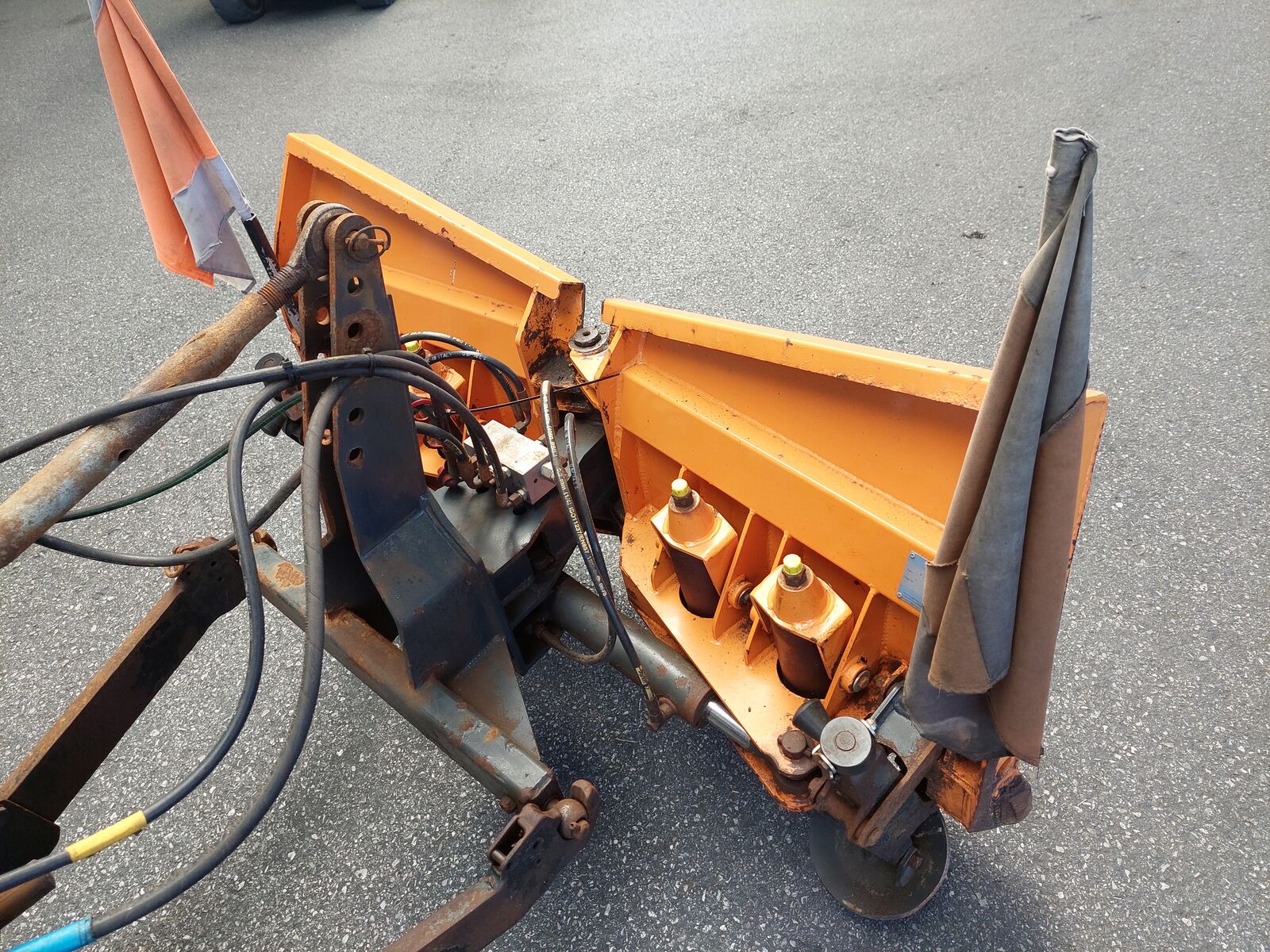 Schneepflug V 1,5m 3