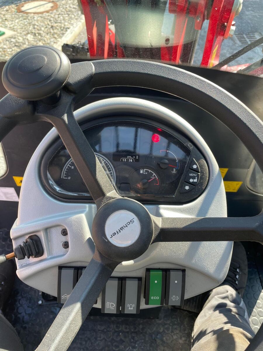 Schäffer Lader 4670 T-2 3