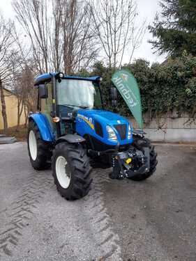 New Holland T4.55S