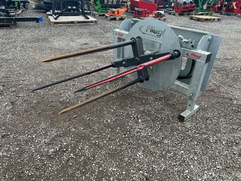 Fliegl Rundballenabwicklungs- und Transportgerät 4.0