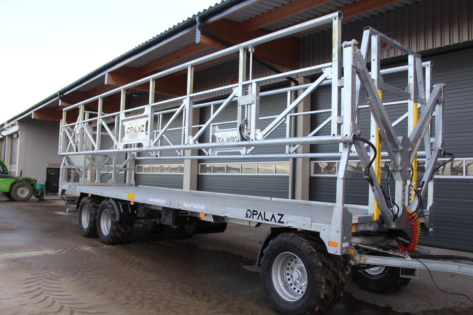 Palaz Ballenwagen mit Hydro Wall - Verzinkt 1