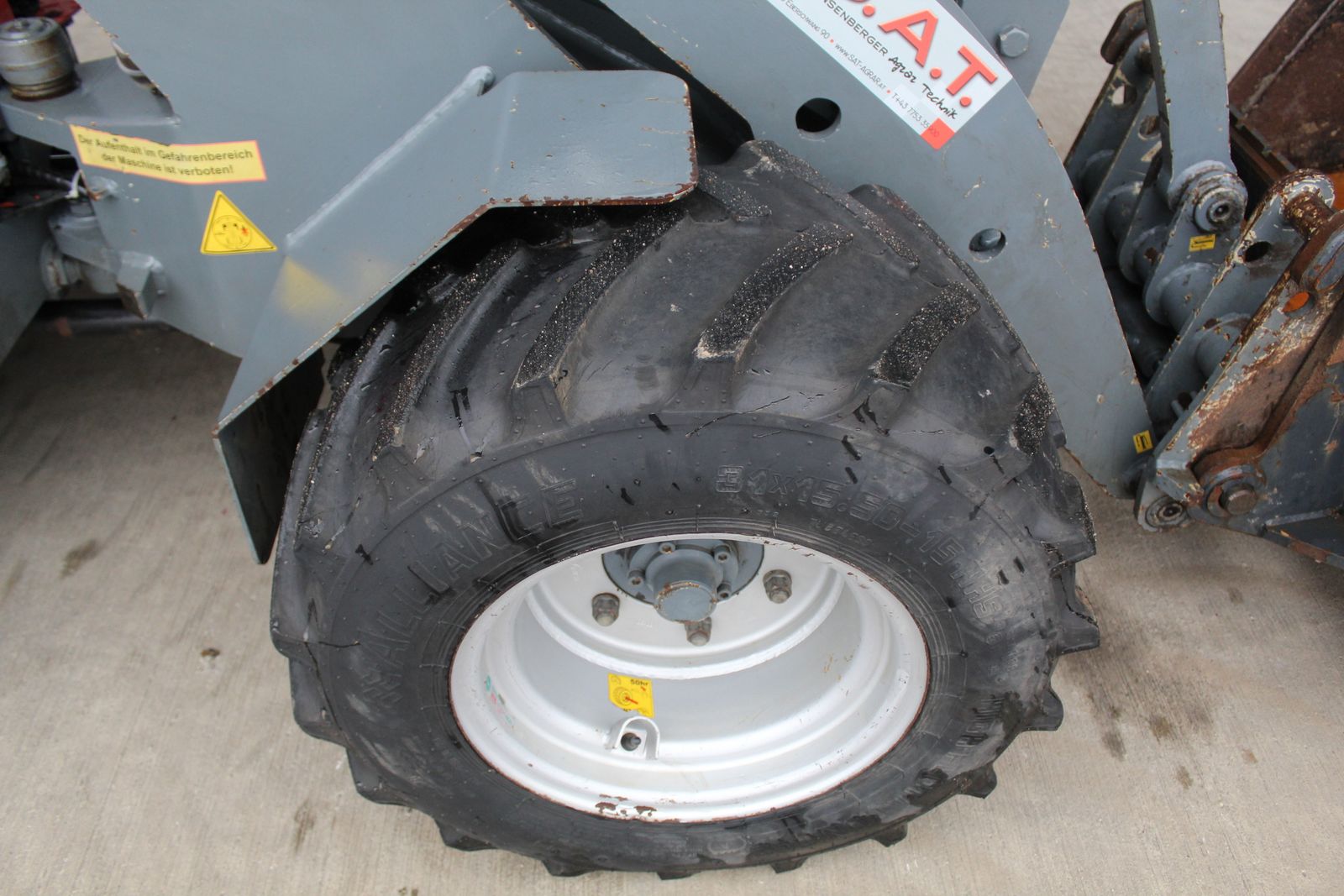 Giant Hoflader D 335 T 2