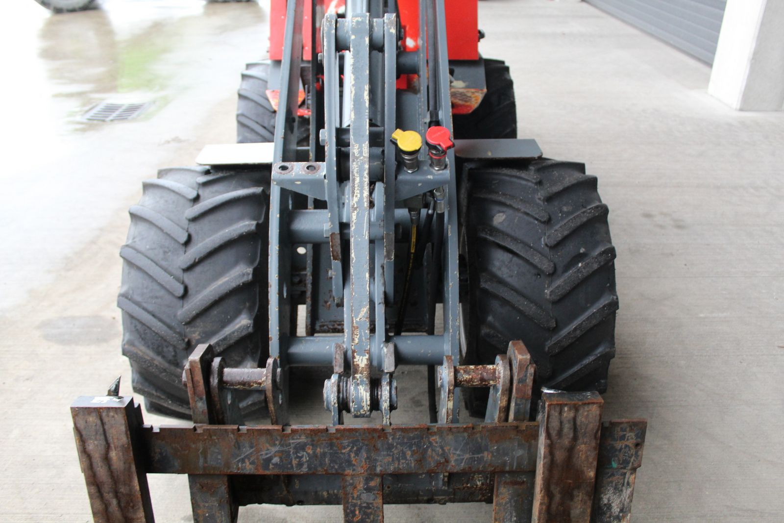 Giant Hoflader D 335 T 3