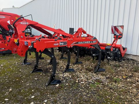 Kuhn CULTIMER 300 T