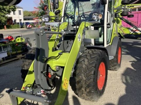 CLAAS TORION 535