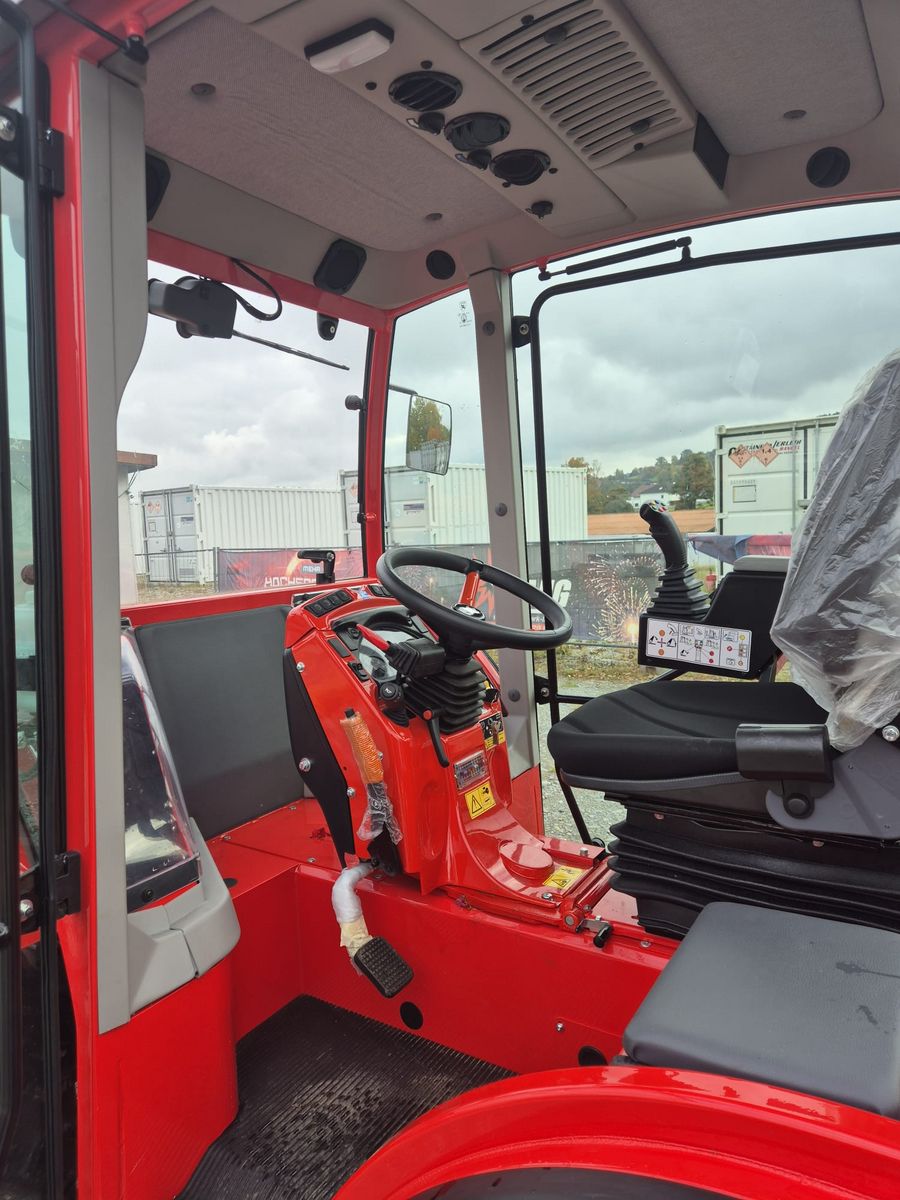 Antonio Carraro TTR 7600 infinity Traktor Pasquali Reform Aebi 3