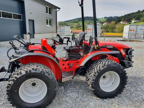 Antonio Carraro TR 7600 infinity Traktor Pasquali Aebi Reform