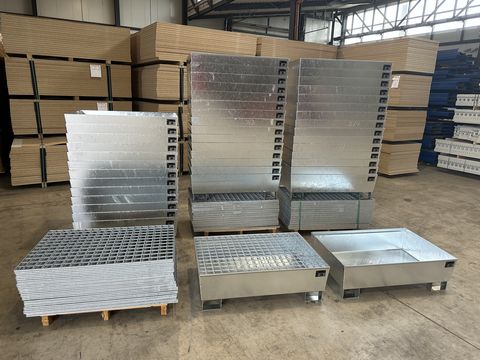 Sonstige 100 St. Bauer Auffangwanne neu