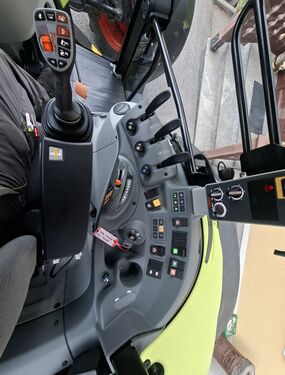 Claas Arion 450 Stage V (CIS)