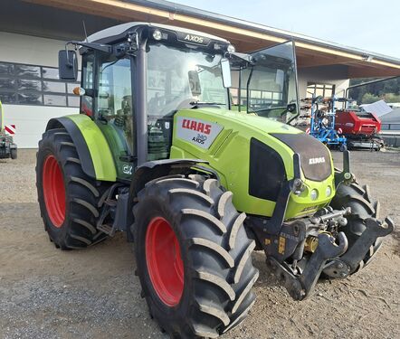 Claas Axos 340 CX