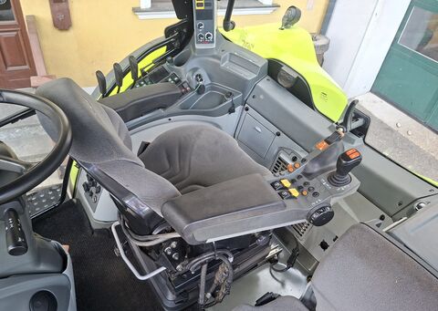 Claas Arion 510 CIS