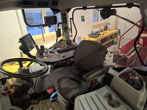 New Holland T6.180 Auto Command SideWinder II