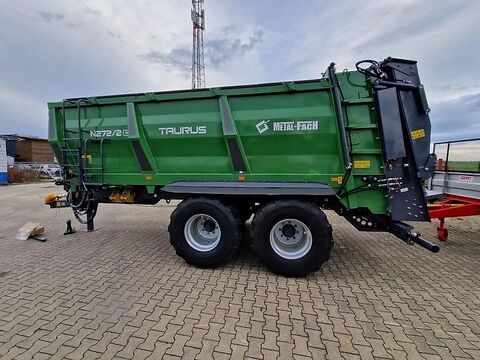 Metal-Fach TOP-AGRO Miststreuer N272/2 TAURUS ZENI 14t Fend 2
