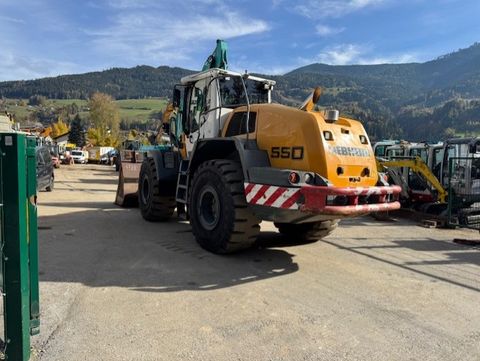 Liebherr L550 2