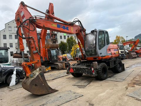 Kobelco E175WT