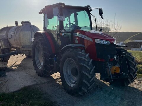 Massey Ferguson 5711 2
