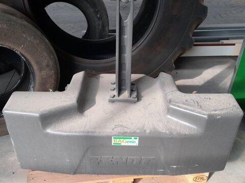 Fendt Frontgewicht 1800kg