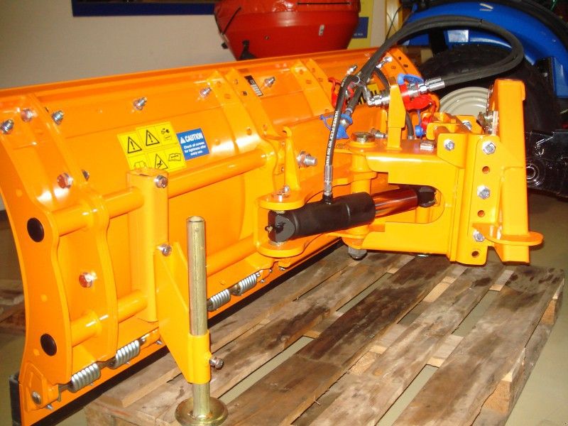 New Holland Boomer 50 mit Winterpaket 3