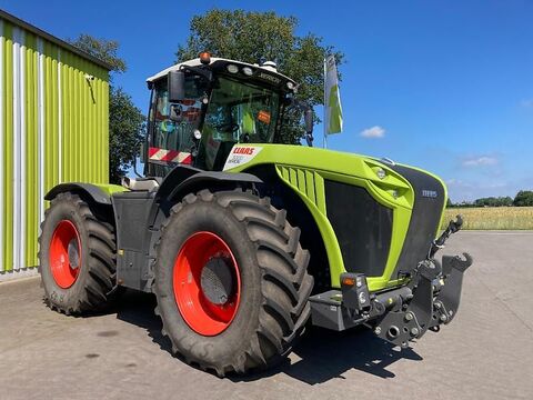 Claas XERION 5000 TRAC VC Rückfahreinrichtung Landwirt com