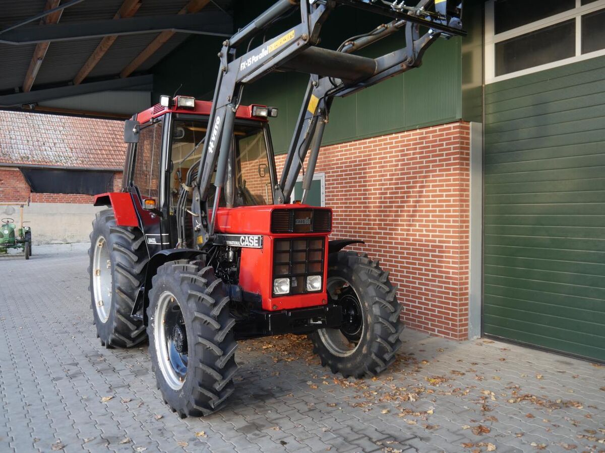 Case IH 844 XL mit Frontlader nur 5150 Std. 2