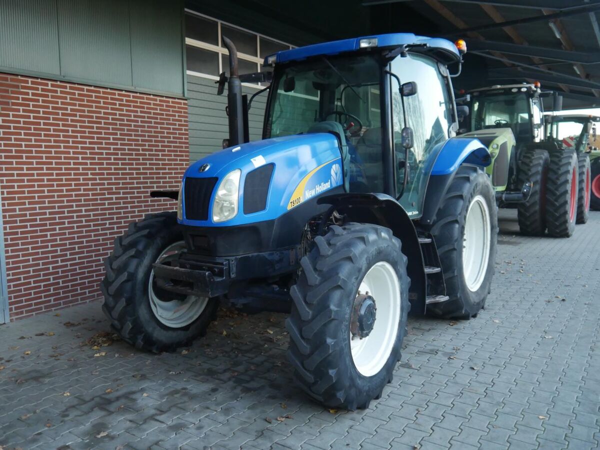 New Holland TSA 100 2