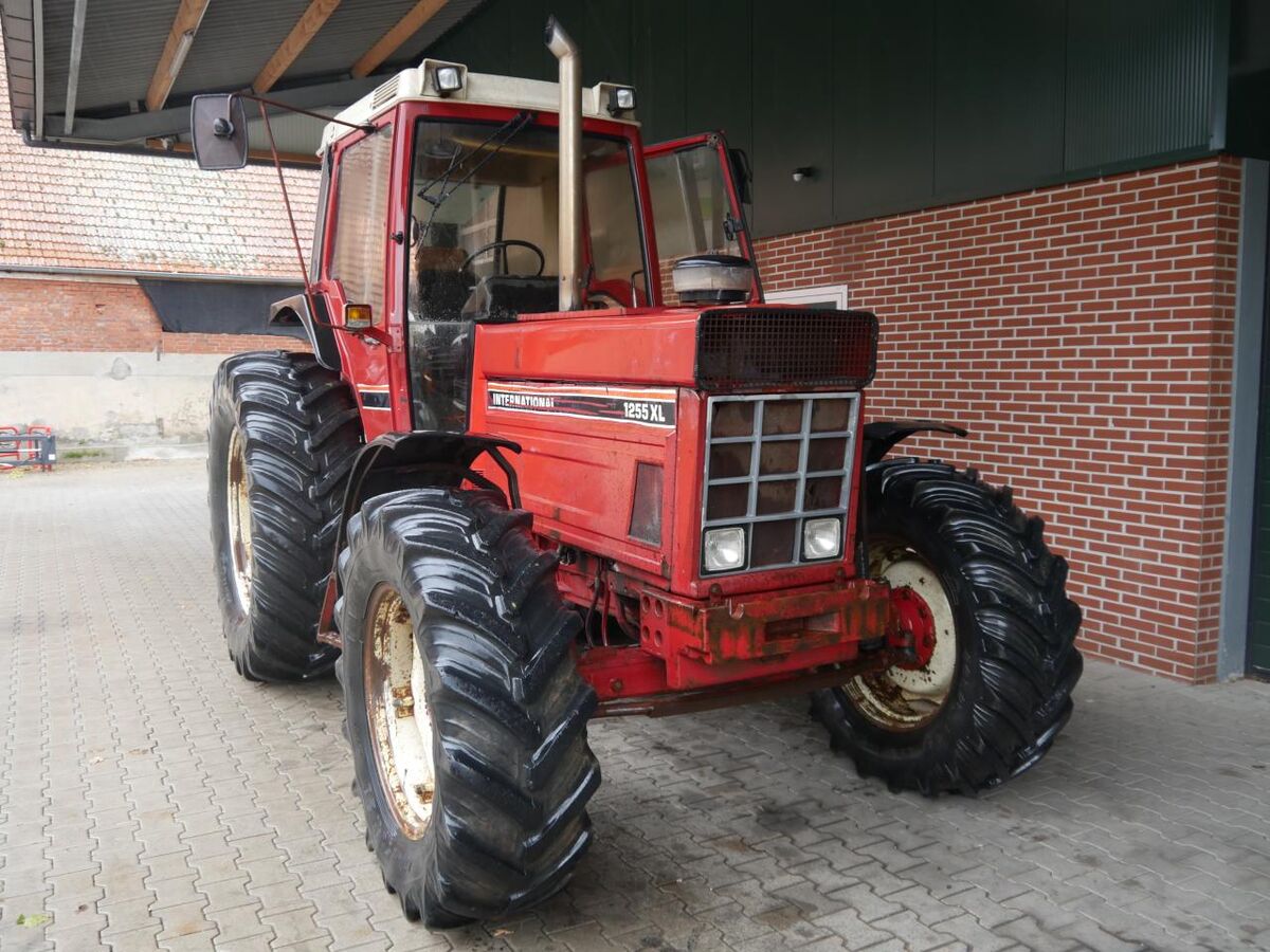 Case IH IHC 1255 XL nur 7100 Std. 2
