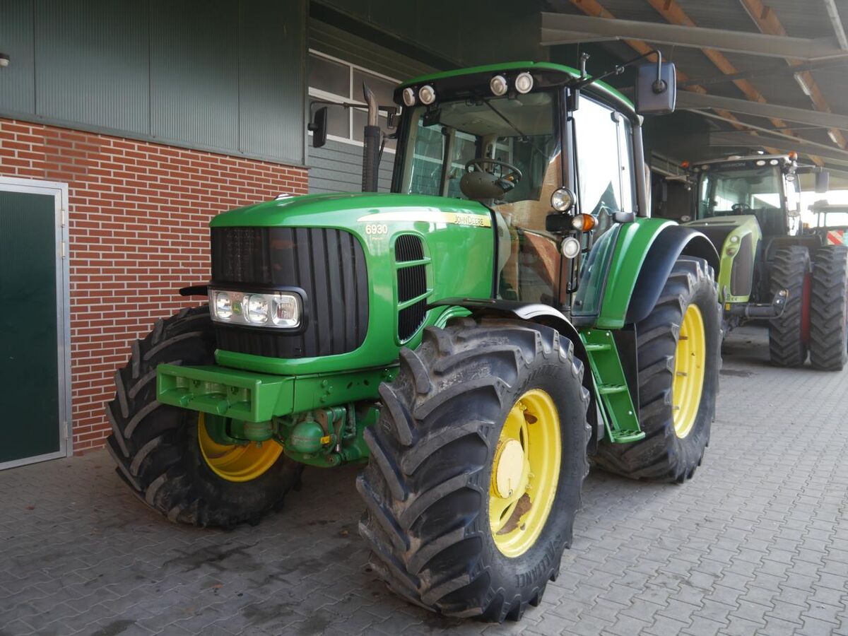 John Deere 6930 Premium Autopowr 3