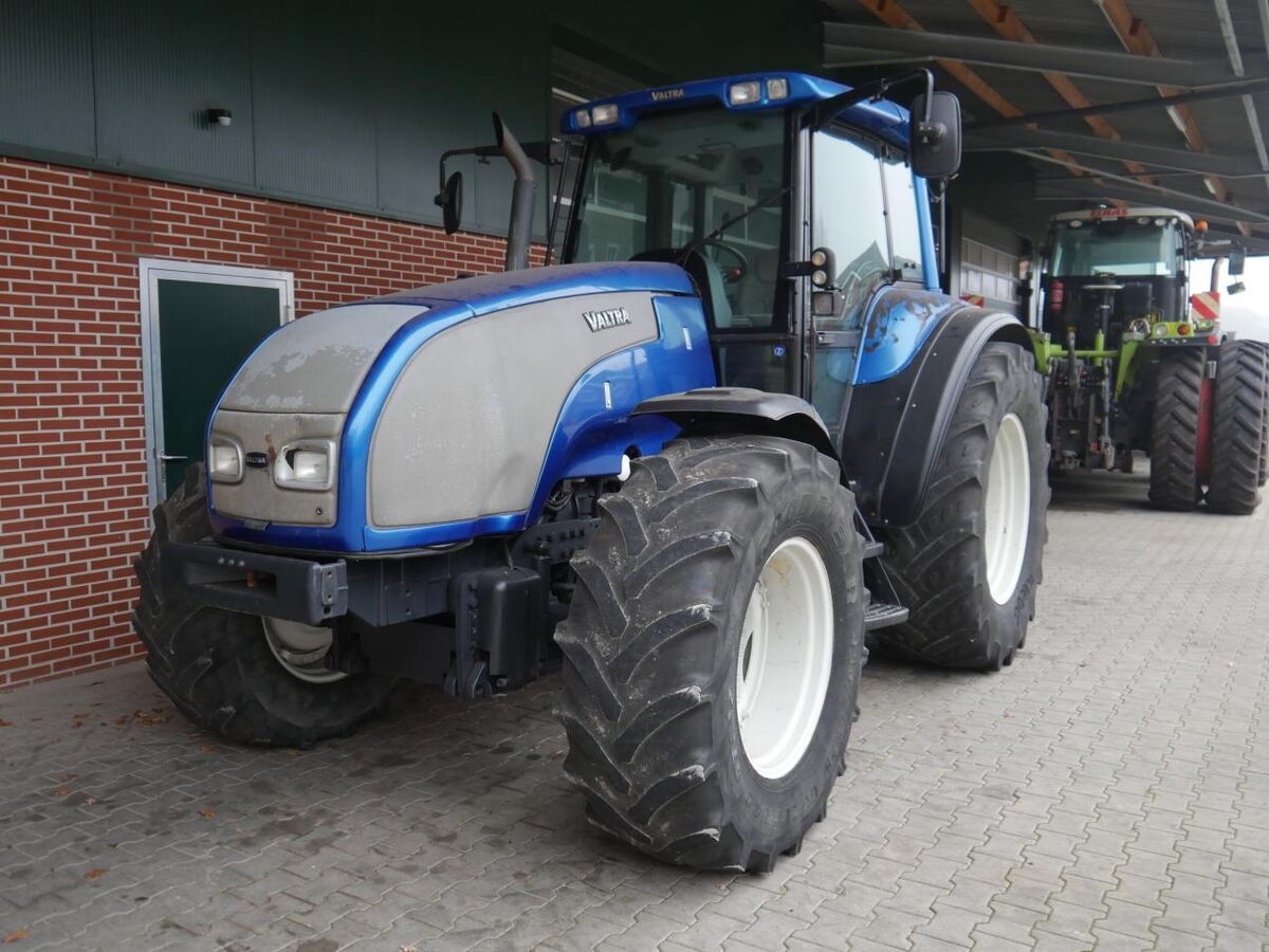 Valtra T130 3