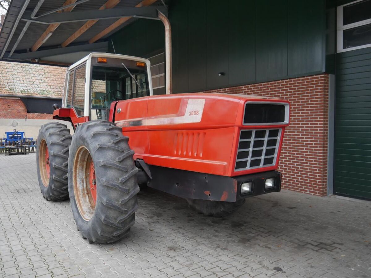 Case IH IHC 3588 2+2 2