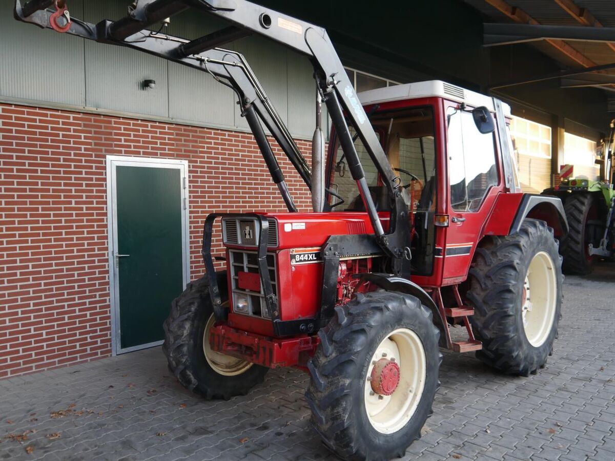 Case IH IHC 844 XL 3