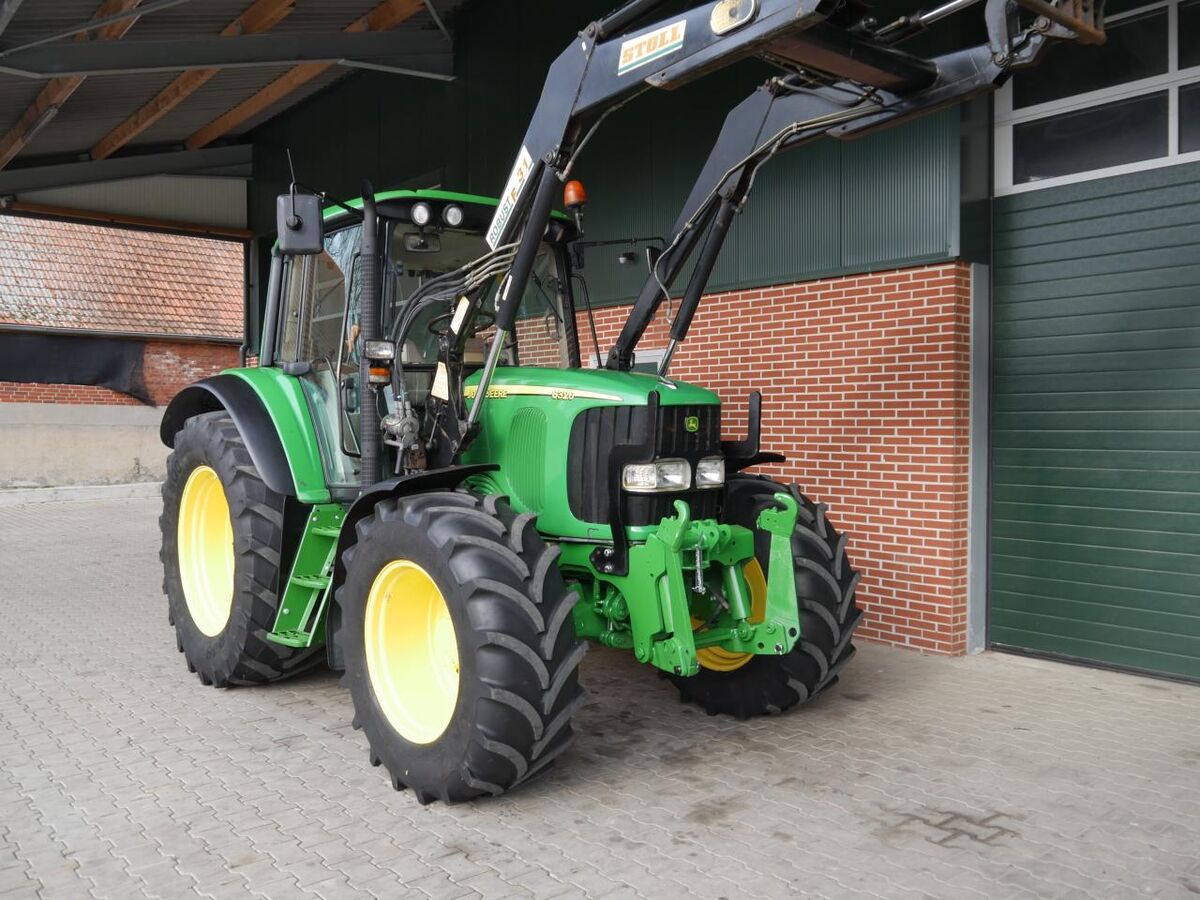John Deere 6320 Premium PQ TLS Frontlader 2