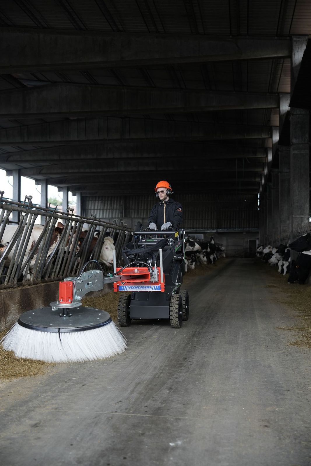 Cast WorkyQuad SSQ Eco Elektro Minilader Kompaktlader 2