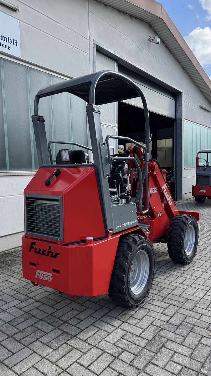 Fuchs F 850 Hoflader Knicklader 2
