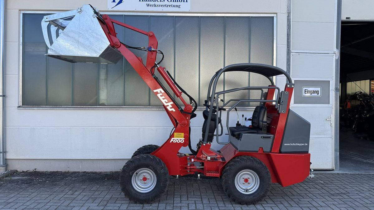 Fuchs F 800 Hoflader Knicklader mit 1,98 m Gesamthöhe 2