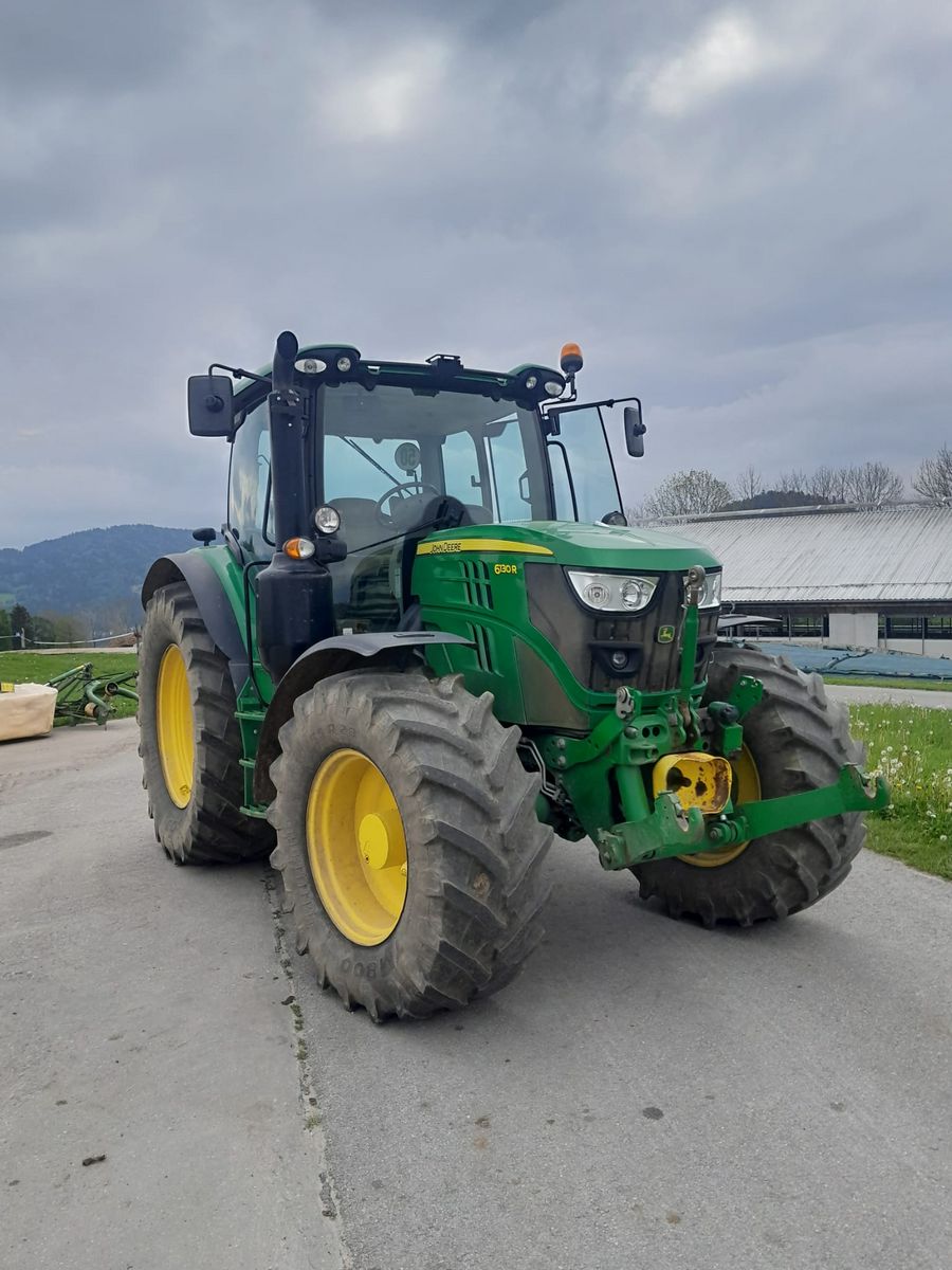 John Deere 6130R 1