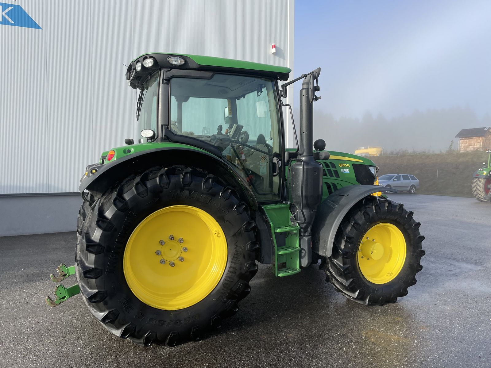 John Deere 6130R 2