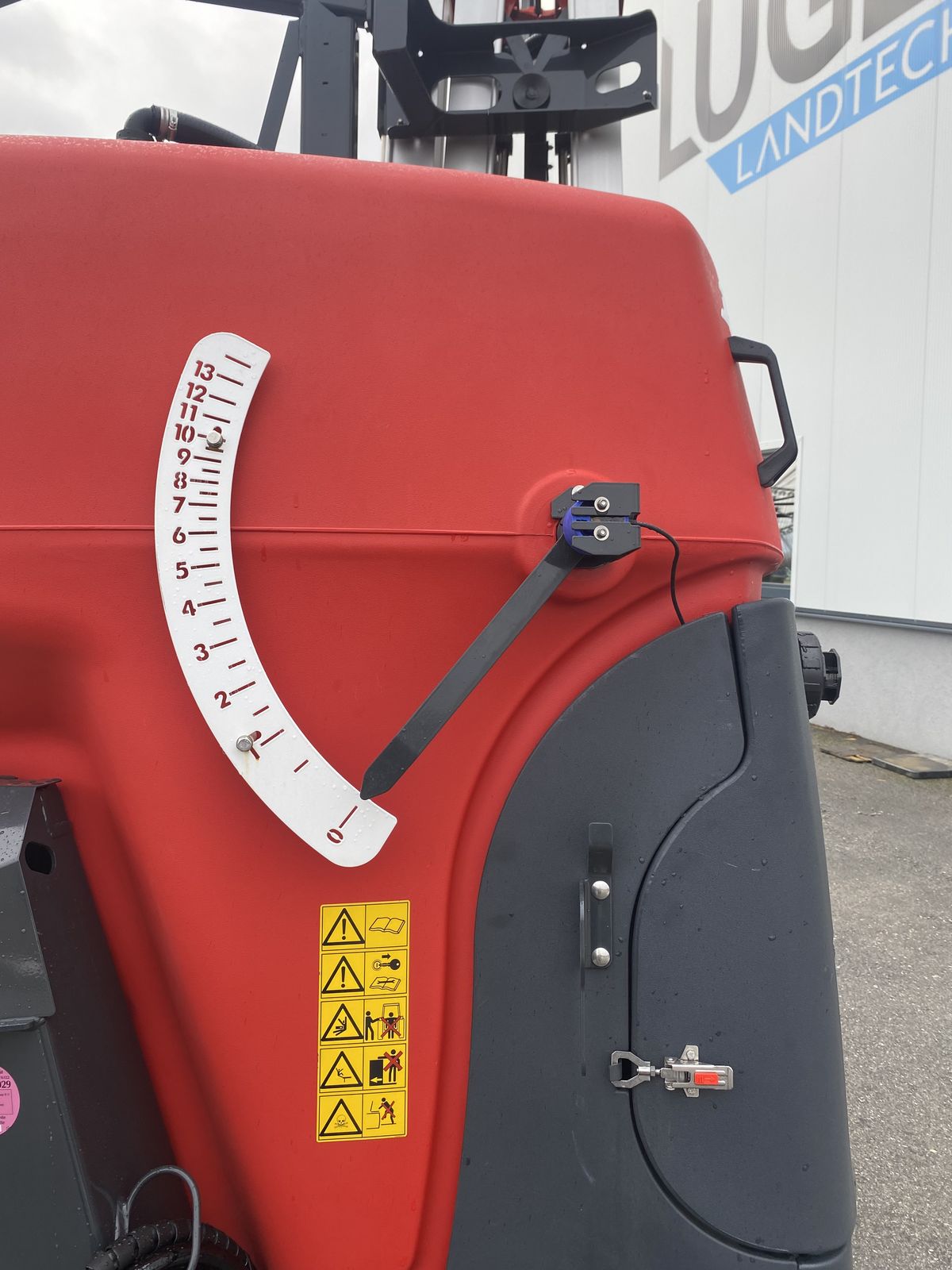 Kverneland iXter B 13 3