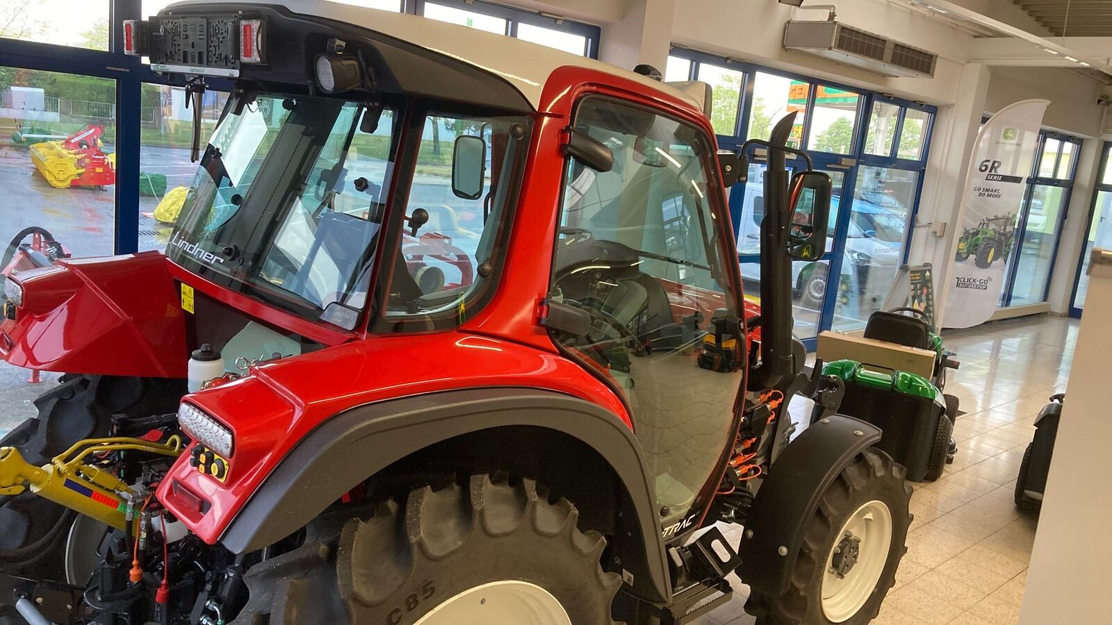 Lindner Lintrac 80 3