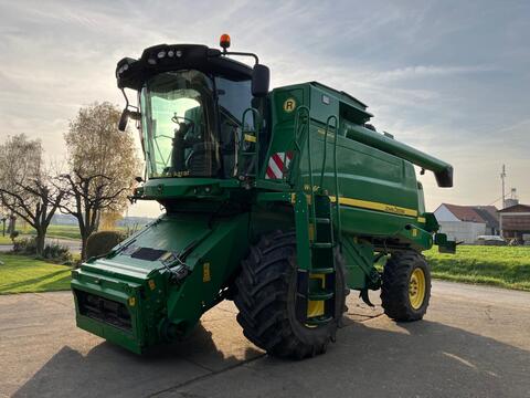 John Deere W660 HillMaster