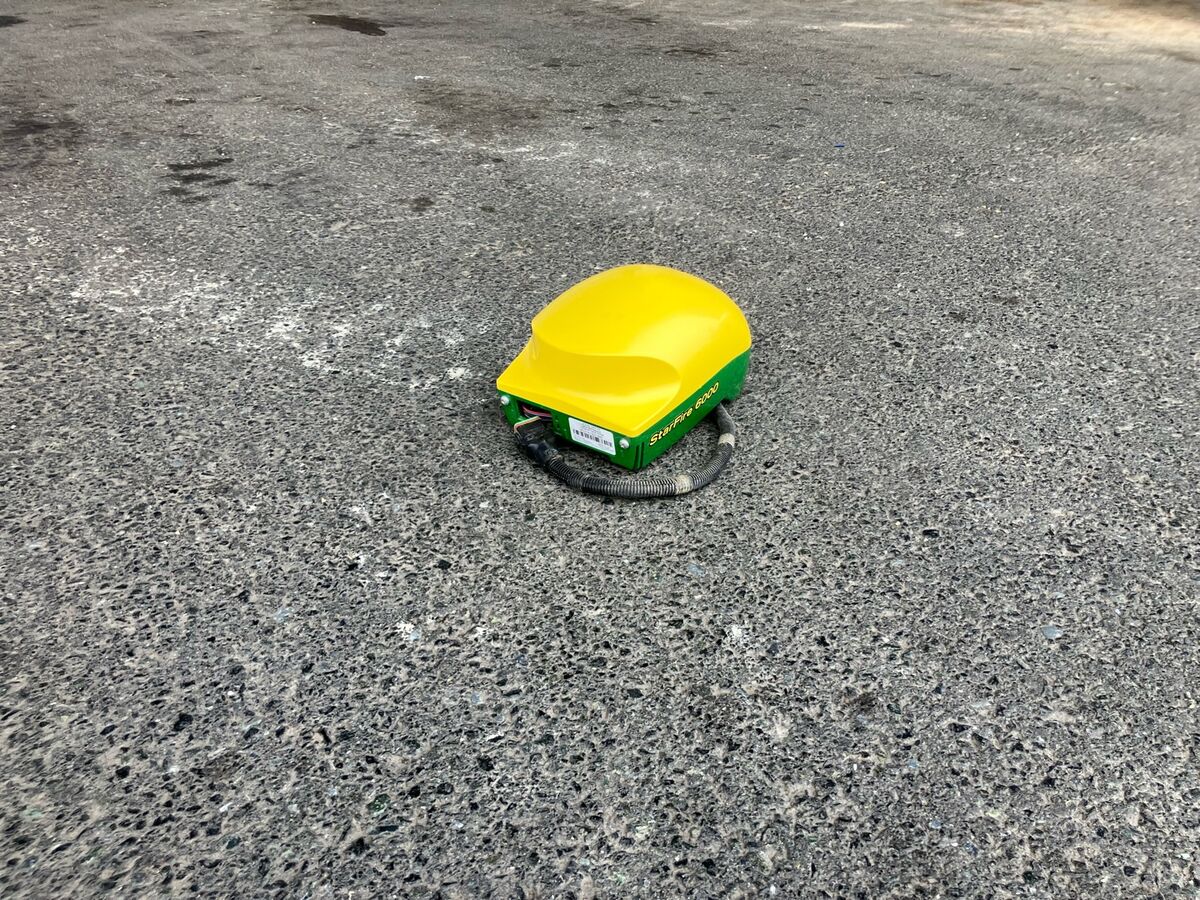 John Deere StarFire 6000 3