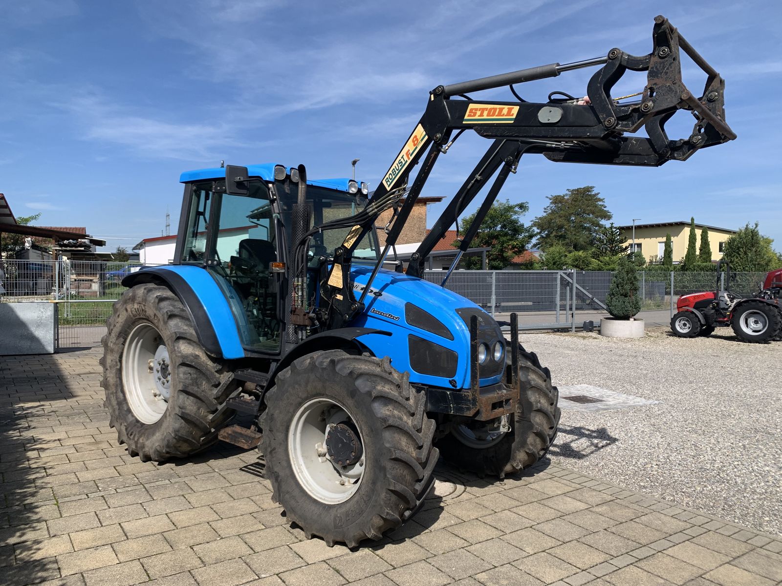 Landini DT 100 Cab 3