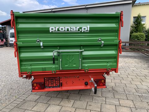 6195-beb6e29835eec43b889cb8dcc77ad18c-6041408